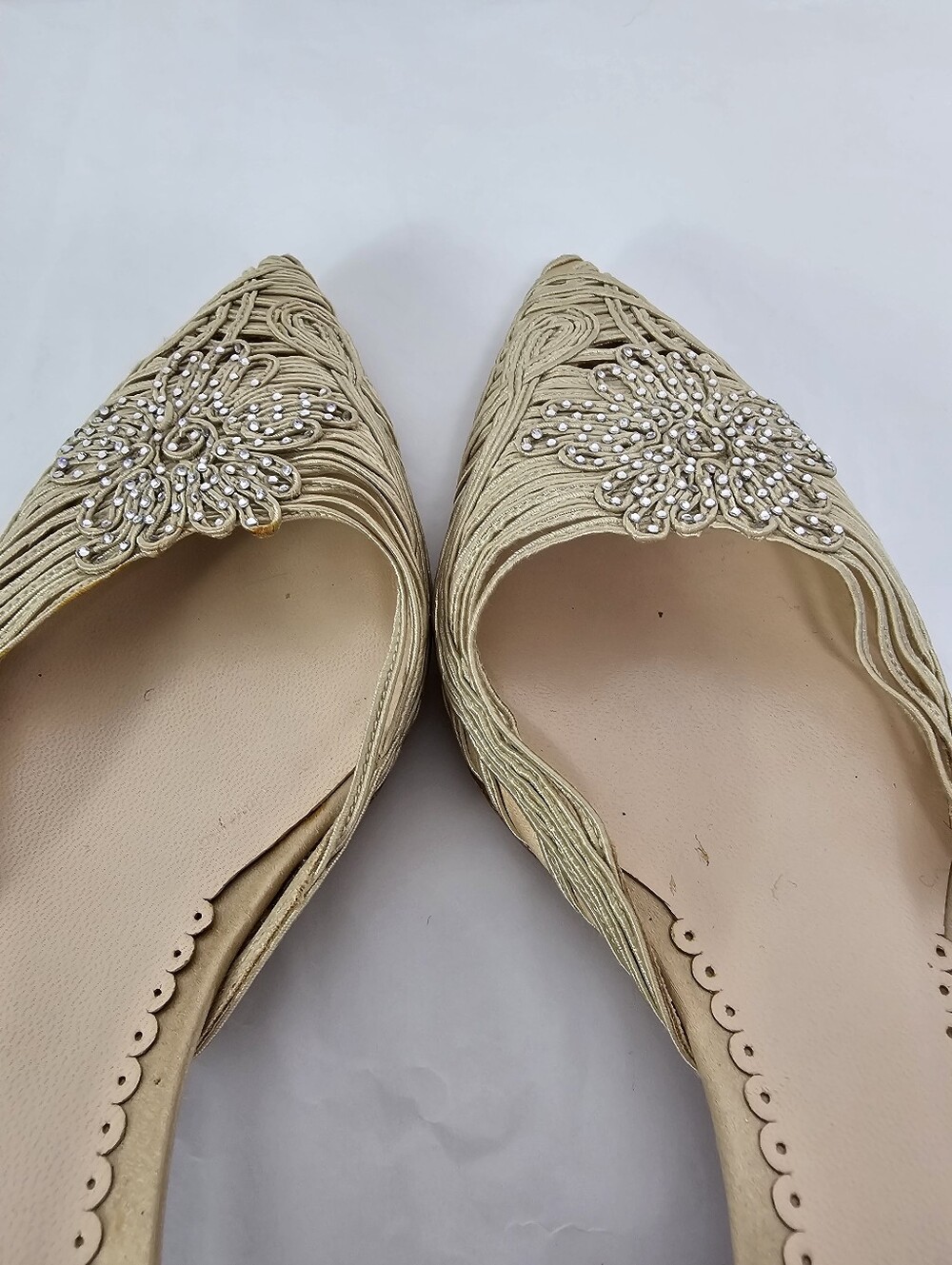 Vintage Giorgio Armani Corded Metallic Gold Embellished Mule Kitten Heel Size 38 - Picture 8 of 9